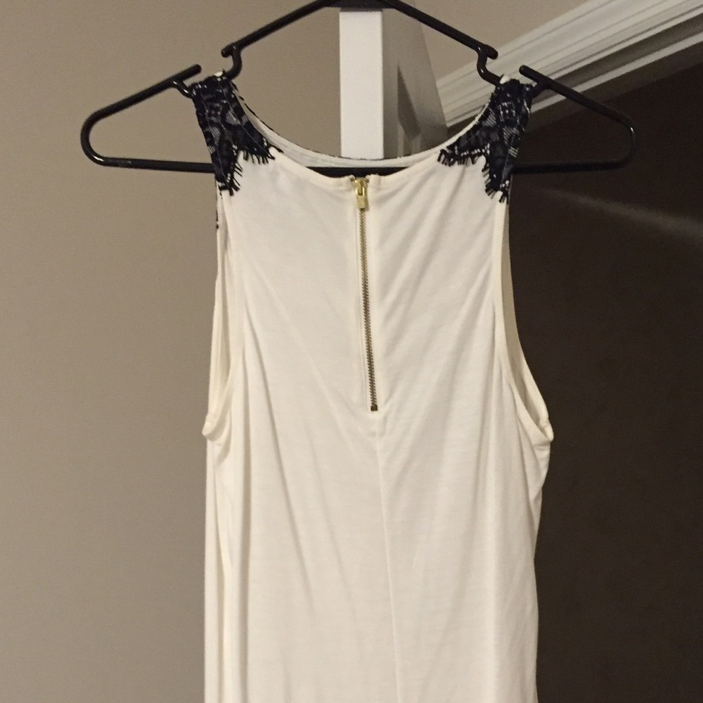 Express Tank top - Picture 3 of 3